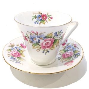 Vintage Royal Grafton Bone China Tea Cup & Saucer Made in England Floral Design